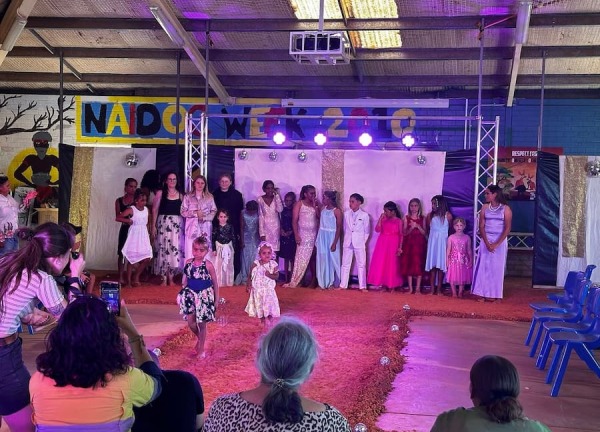 London, Paris, New York…Meekatharra! Image